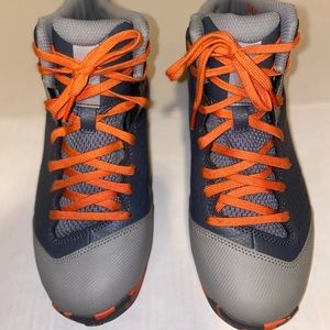 Adidas GeoFit sneakers